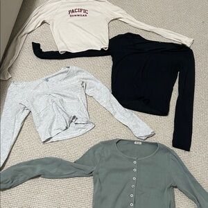 Brandy Melville/Pacsun long sleeves